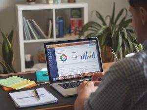 Comment développer une stratégie SEO pour générer des leads B2B