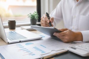 Average revenue per user : comment le calculer et l’augmenter efficacement